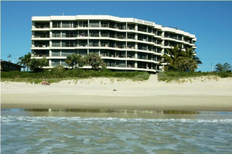 San Simeon Beachfront Apartments Tugun Gold Coast Buitenkant foto