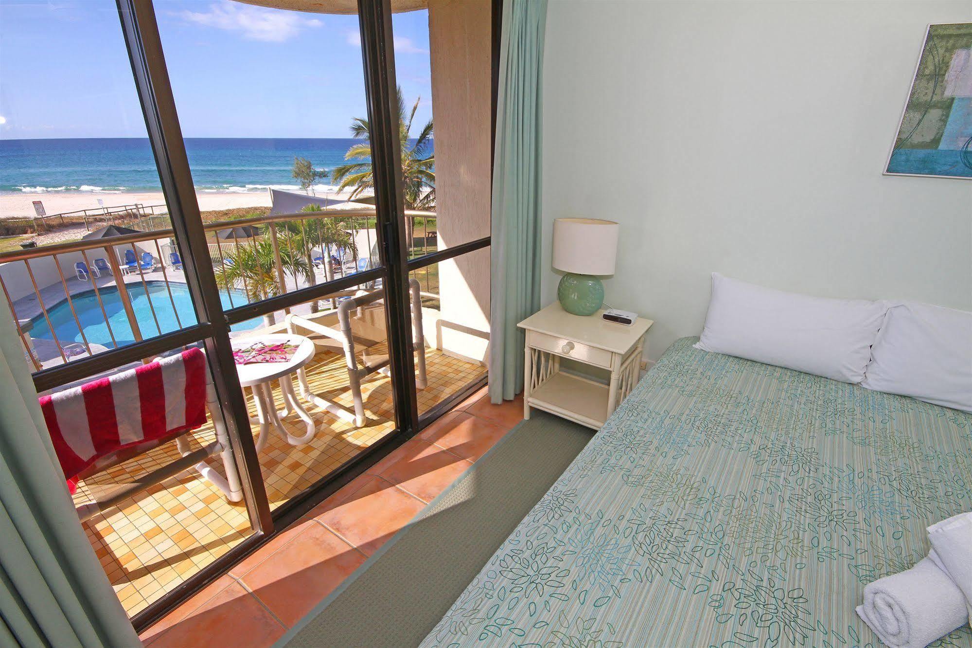 San Simeon Beachfront Apartments Tugun Gold Coast Buitenkant foto