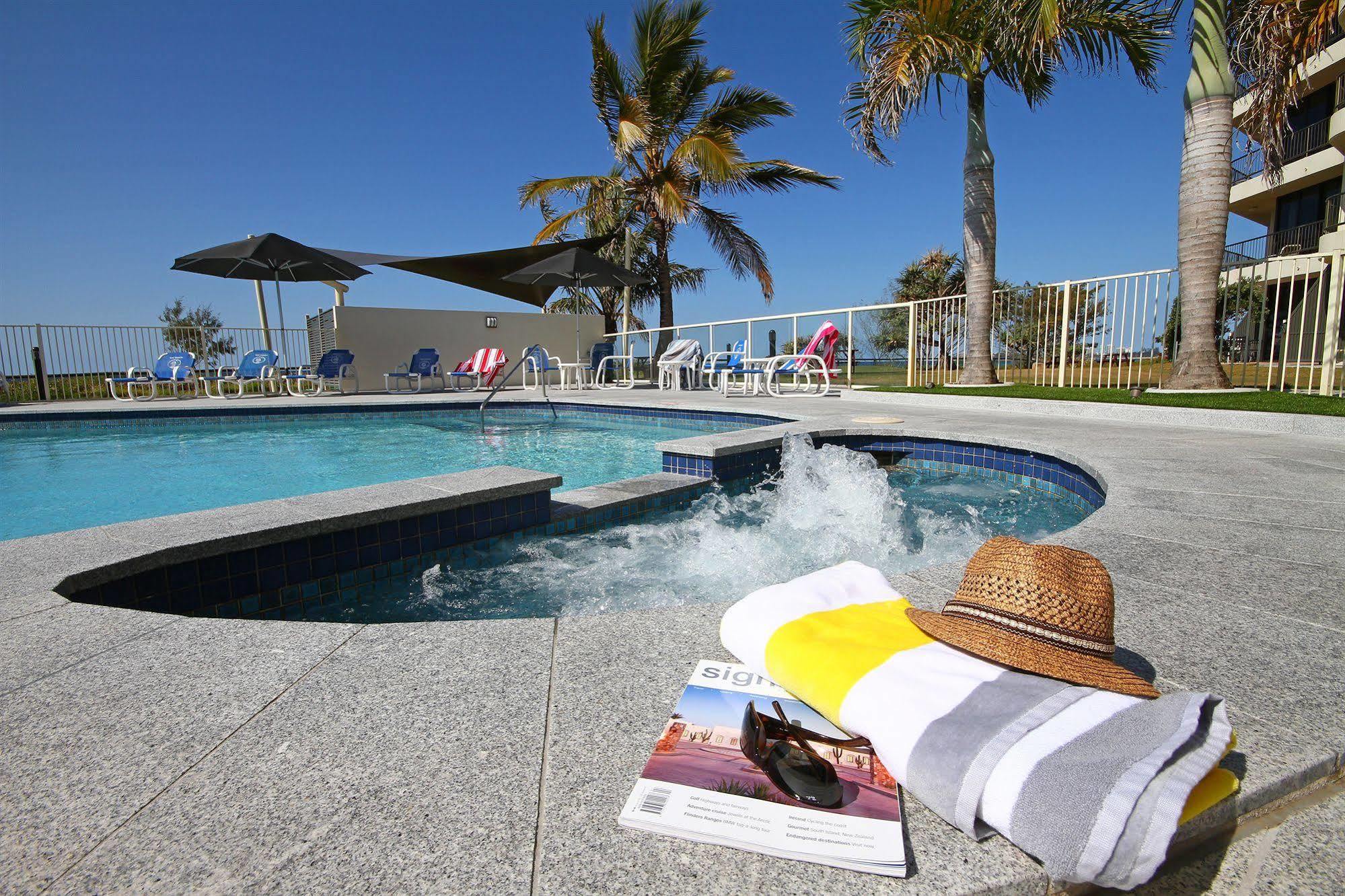San Simeon Beachfront Apartments Tugun Gold Coast Buitenkant foto