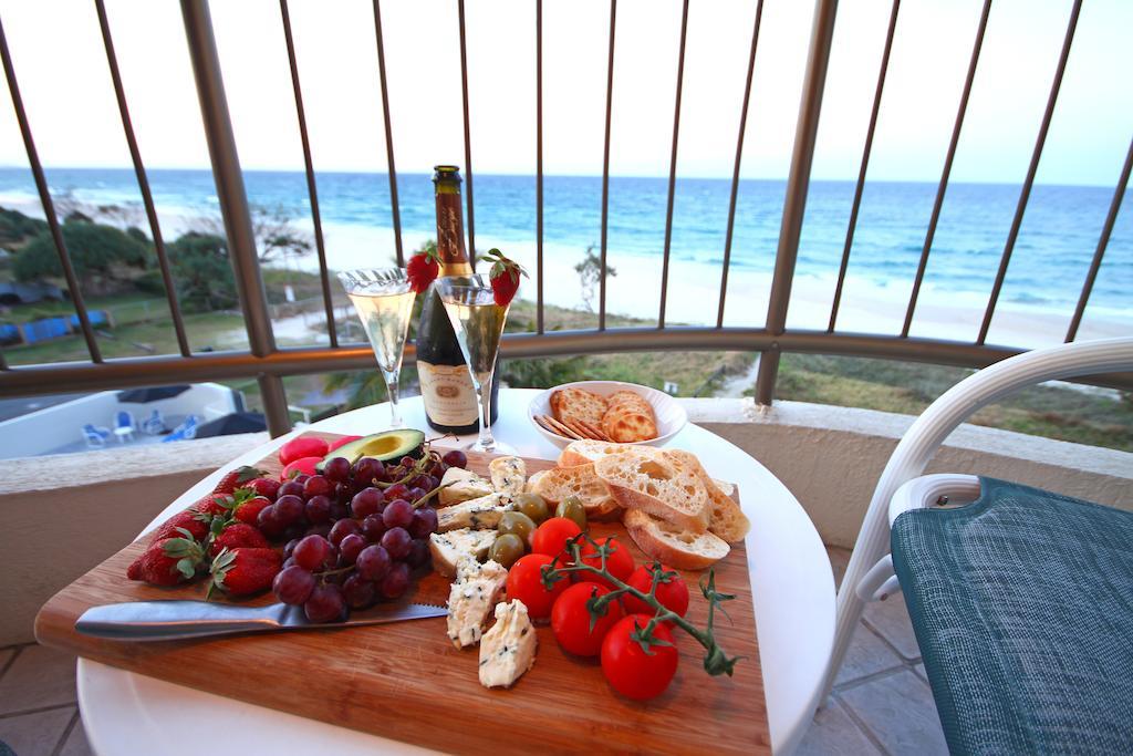 San Simeon Beachfront Apartments Tugun Gold Coast Buitenkant foto